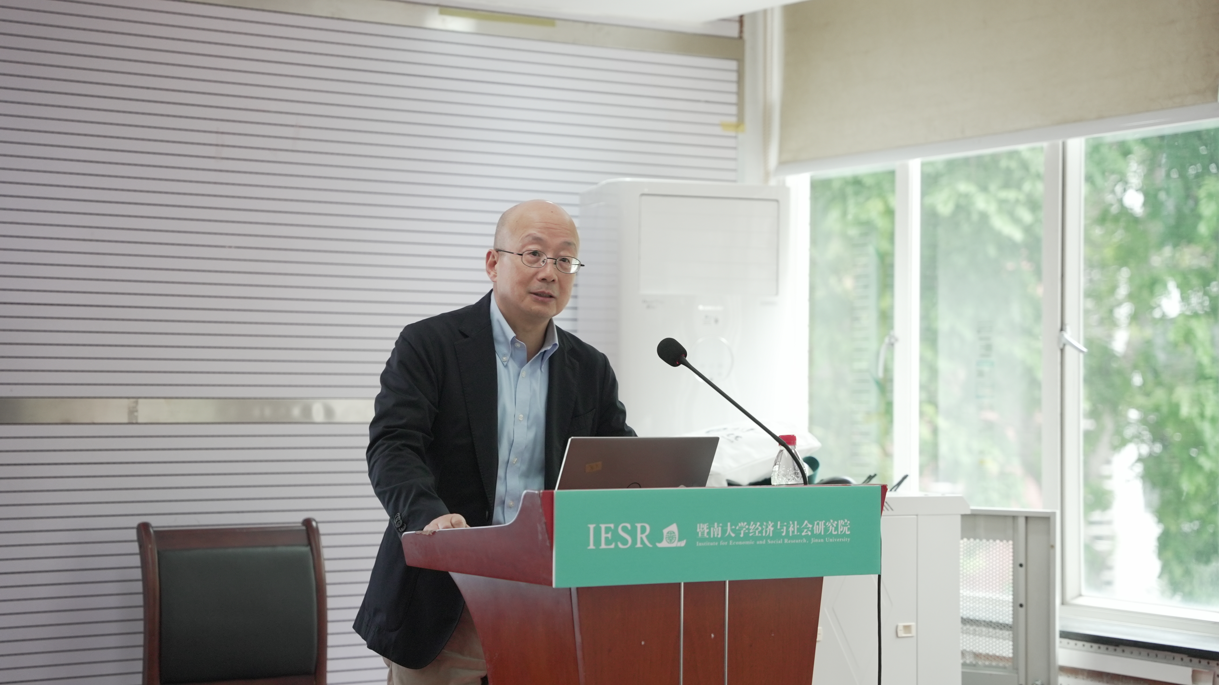 【IESR十周年院庆系列讲座回顾】北京大学周黎安教授:地区竞争与中国特色的政府与市场关系